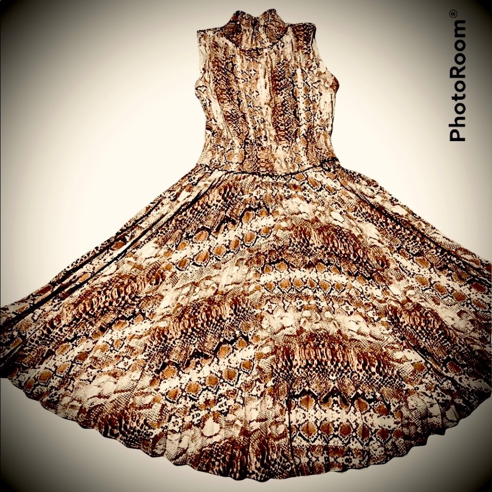 NWOT; Nanette Lapore; Flattering champagne pleated dress, fully lined